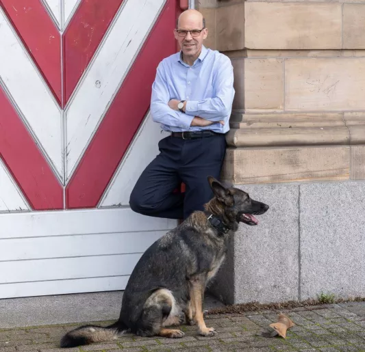 Alexander Hochenedel mit Bailey