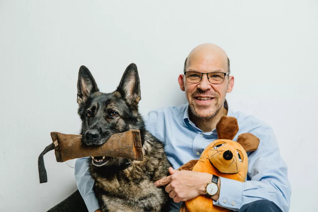 Alexander mit Hund und Maus